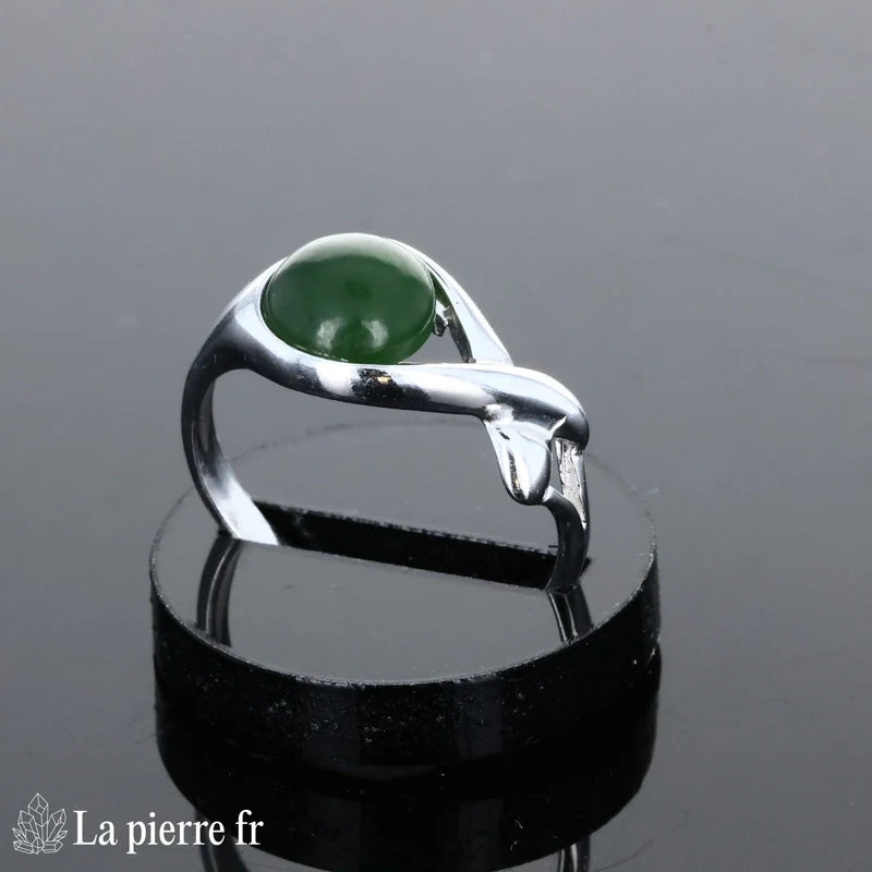 Bague moderne pour femme en argent rhodié avec pierre en Jade Vert véritable 8mm.