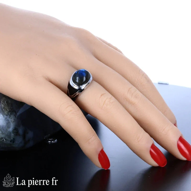 Gros plan cabochon labradorite ovale 10x12mm et émail Bague (Blason Artisanal)