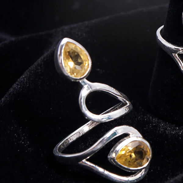 Bague citrine argent 925, deux gouttes facettées et volutes ajourées