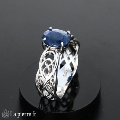 Bague en pierre de Saphir Bleu facettée "Résonance" - Bijoux lithothérapie en argent rhodié pour femme