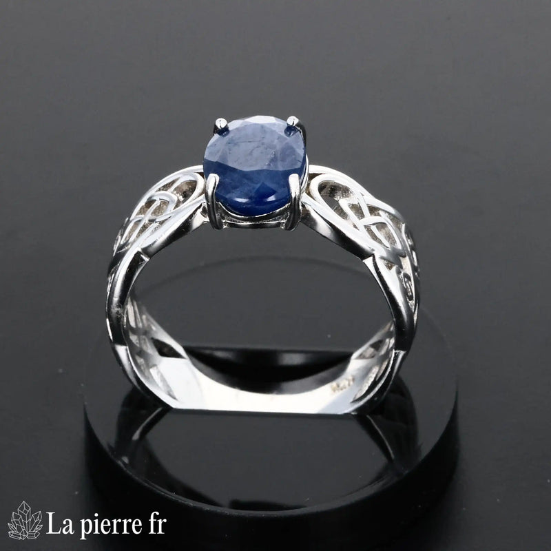 Bague en pierre de Saphir Bleu facettée "Résonance" - Bijoux lithothérapie en argent rhodié pour femme