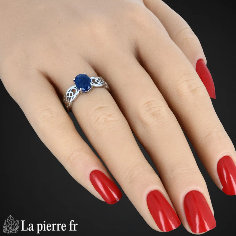Bague en pierre de Saphir Bleu facettée "Résonance" - Bijoux lithothérapie en argent rhodié pour femme