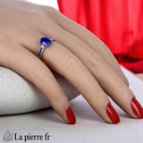 Bague femme (Scintillement Moderne) Lapis-lazuli ovale facetté et zircones, bijou contemporain.