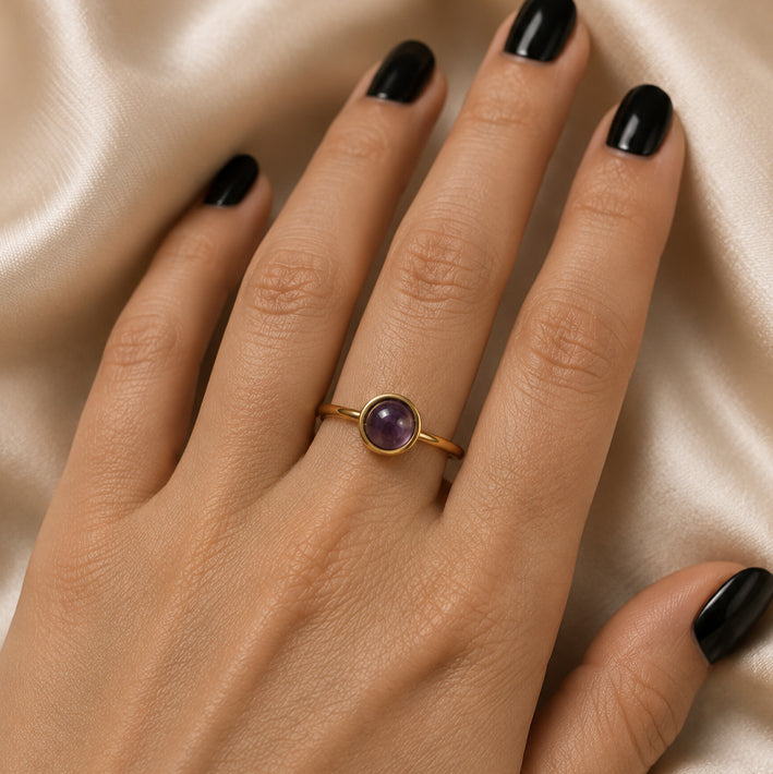 Bague fine femme en améthyste et acier inoxydable doré