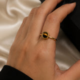 Bague fine dorée en Œil de tigre FILINE®