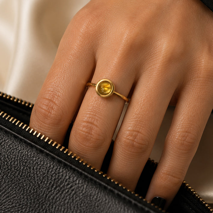 Bague fine femme en super seven et acier inoxydable doré