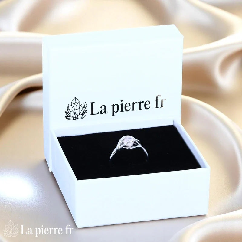 Vue de dessus Bague Quartz Rose (Point de Rosée) minimaliste 5mm
