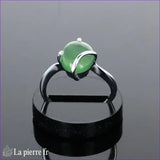 Bague minimaliste pour femme en argent rhodié avec pierre en Jade Vert véritable facettée.