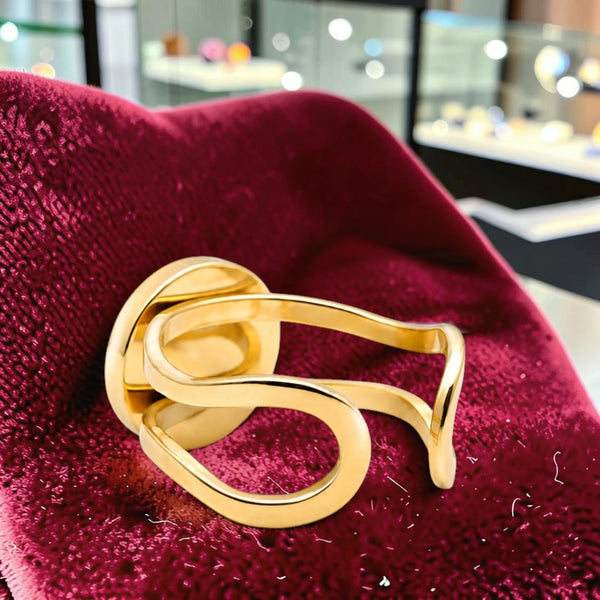Bague lithothérapie cornaline, anneau doré ouvert