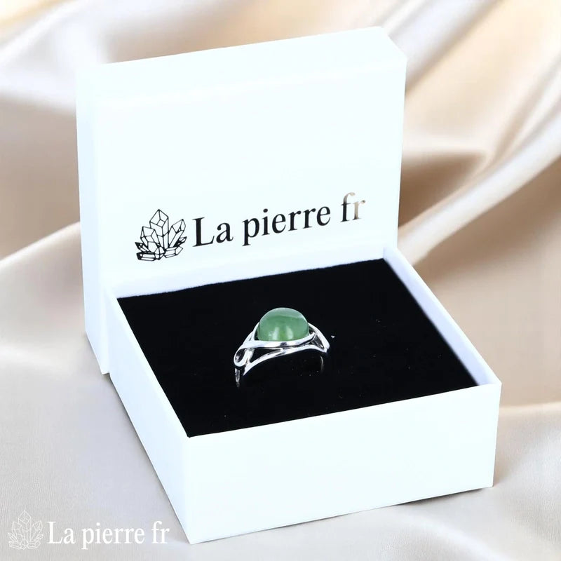 Bague lithothérapie solitaire pour femme en argent 925 avec Jade Vert véritable rond 10mm, monture spirale.
