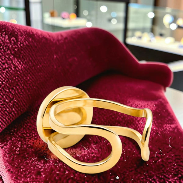 Bague lithothérapie onyx, anneau doré ouvert