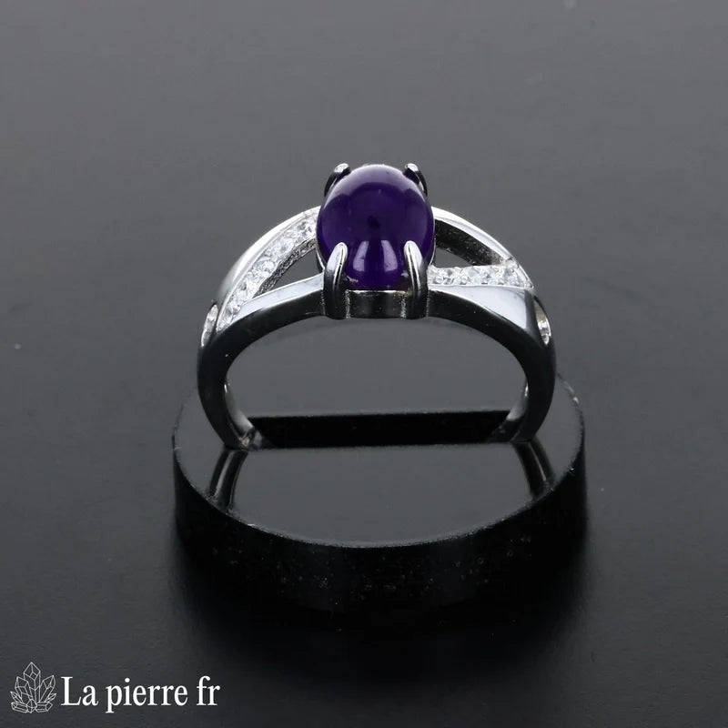 Bague vintage pour femme en argent rhodié avec pierre en améthyste naturelle ovale (7x9mm).