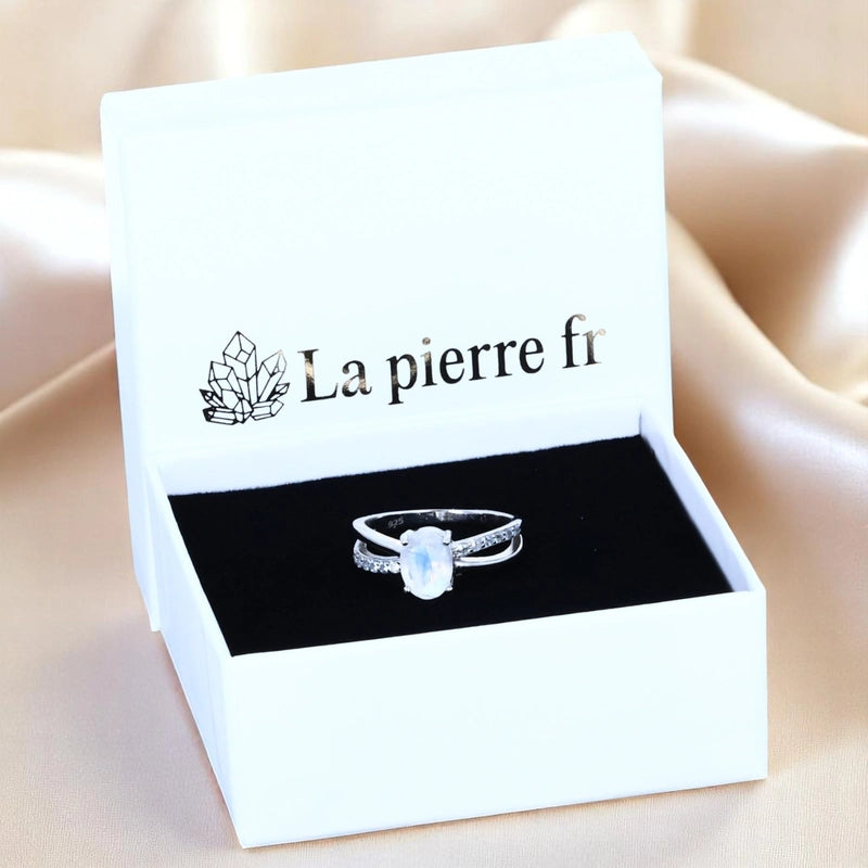 Bague en Pierre de Lune (Arc Stellaire) — coffret La Pierre Fr, présentation élégante