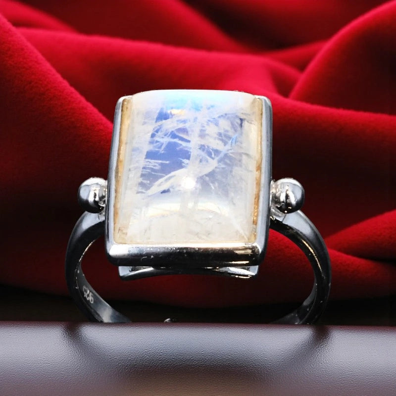Bague en Pierre de Lune (Prisme Nacré) — cabochon rectangle 10×14 mm, argent 925 rhodié