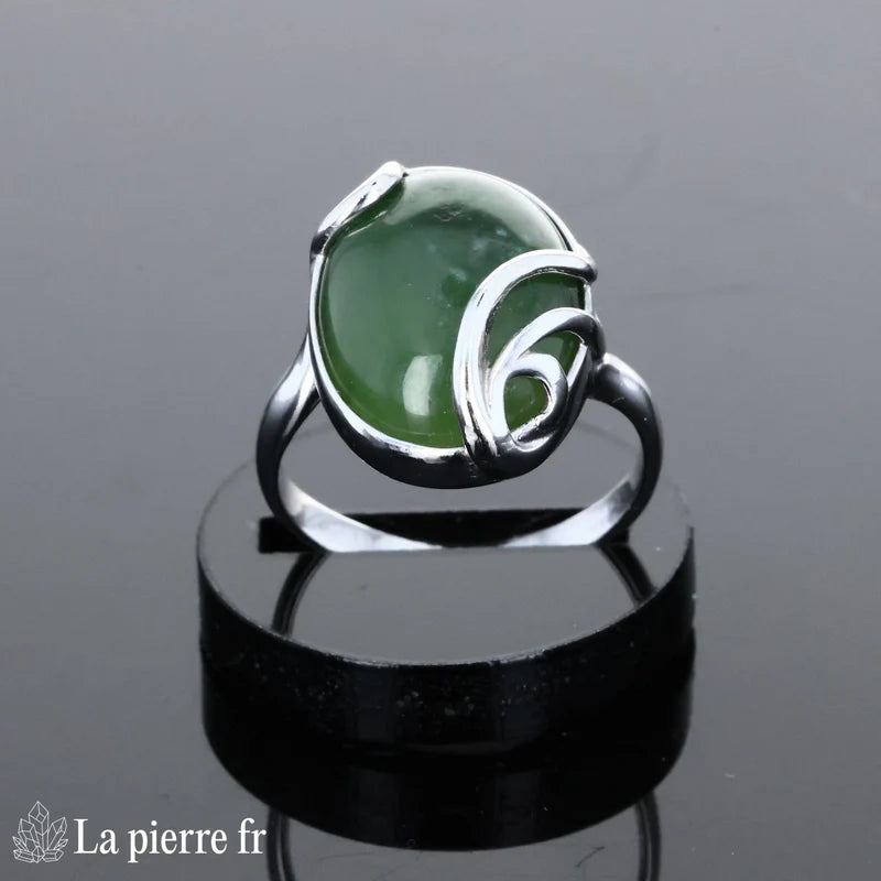 Grande bague moderne pour femme en argent massif 925 avec pierre naturelle Jade Vert ovale 12x16mm cabochon.