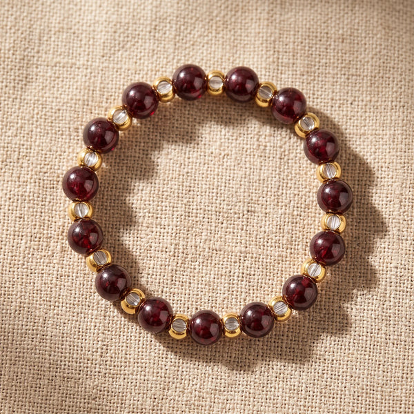 Bague pierre naturelle rouge MIRÉA® en perles de grenat rouge, fil élastique taille unique