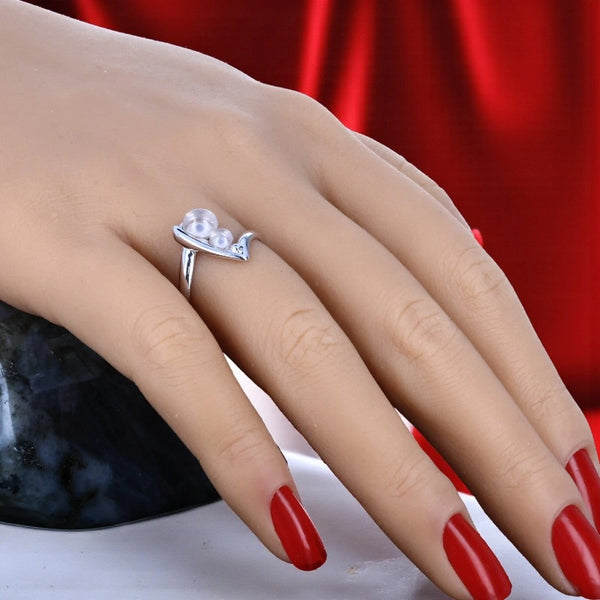 Bague en Quartz rose (Deux cabochons ronds) — Argent 925 rhodié, portée au doigt