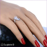 Gros plan sur les deux quartz roses ronds Bague (Duo Tendresse) moderne