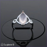 Détail de la monture travaillée et pierre rose marquise Bague (Navette Poudrée)