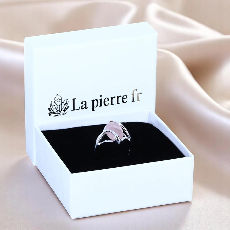 Bague en Quartz rose (Ondine Marquise) en écrin, cabochon ovale 8x16 mm, argent 925 rhodié
