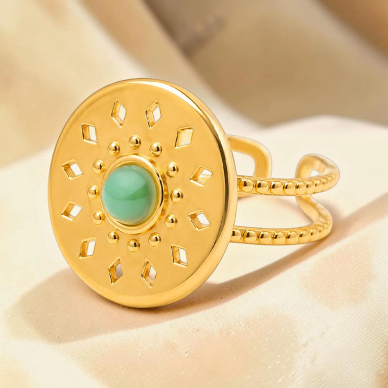 Bague soleil gravée en Aventurine verte HÉLIA®, acier doré