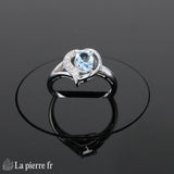 Bague coeur Aigue-Marine (Cœur Vintage) portée au doigt, style vintage et romantique en argent 925.