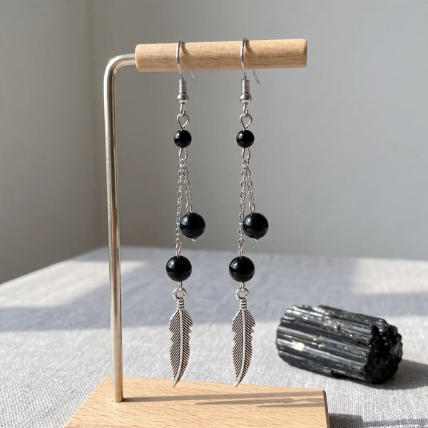 Boucles d'oreilles plume en tourmaline noire, pierre naturelle noire, modèle PLUMÉA®