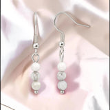 Boucles d'Oreilles Howlite blanche PRISMA® – 3 boules 4 mm, acier argenté