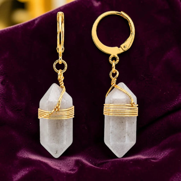 Boucles d'oreilles labradorite en pierre naturelle, pointe de 20 mm sur créole dorée