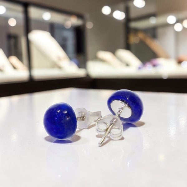 Détail poussette argent rhodié boucles oreilles lapis-lazuli Deneb