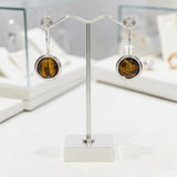 Boucles d'Oreilles Oeil de Tigre Ronde Pendantes en Argent Rhodié (Mimosa)