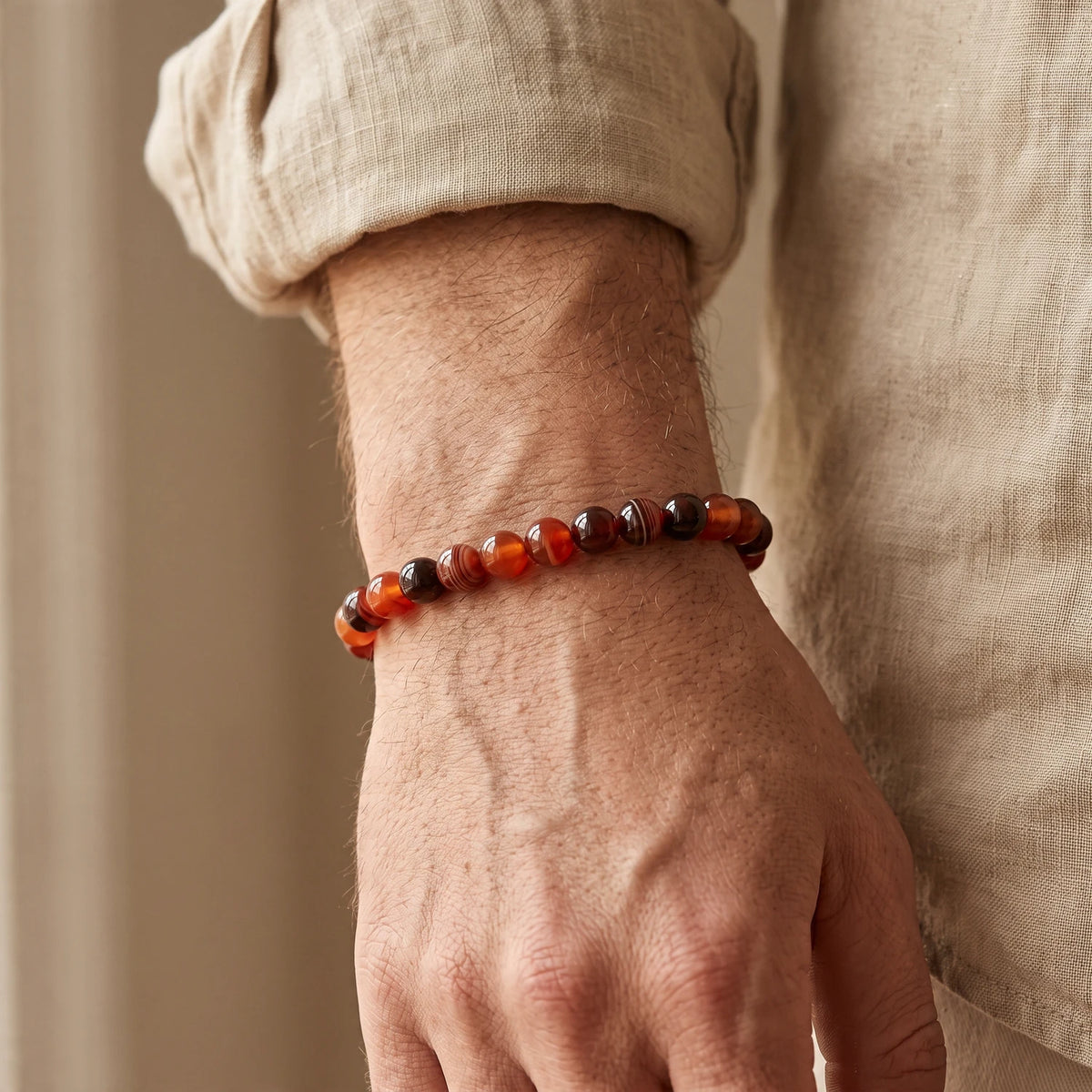 Bracelet agate rubanée homme en perles de 8 mm, pierre rouge naturelle au poignet, idée cadeau homme