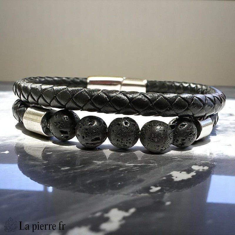 Bracelet homme pierre de lave et cuir 2 rangs La Pierre Fr, 5 perles volcaniques noires, fermoir acier, symbole de force et stabilité.