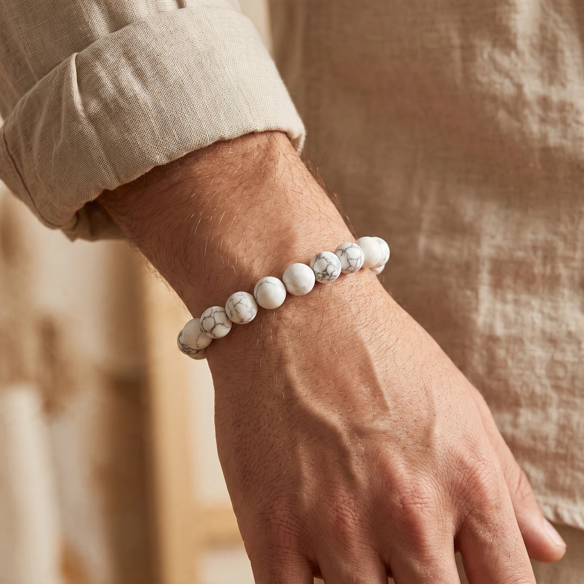 Bracelet howlite homme en perles de 8 mm, pierre blanche naturelle au poignet, idée cadeau homme