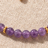 Bracelet Améthyste Femme ORÉLIA®, Perles Violettes 4 mm et Chaîne Dorée