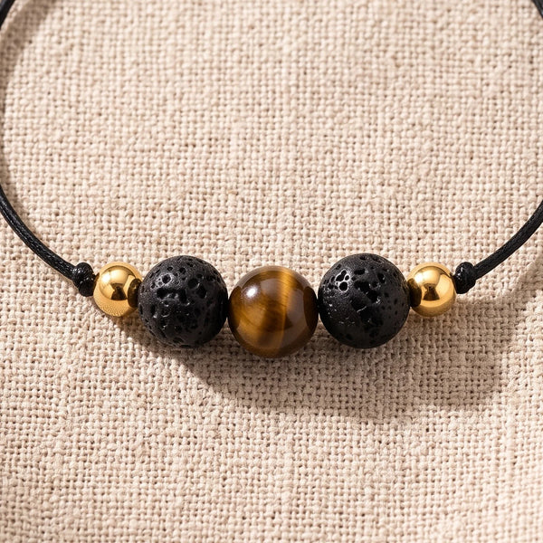 Gros plan sur les perles du bracelet aromathérapie LAVIA®