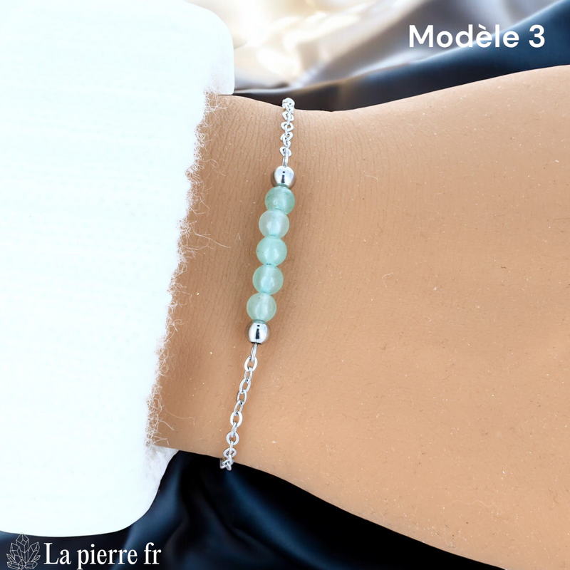 Bracelet aventurine verte modèle cinq perles de 4 mm sur chaîne fine argentée