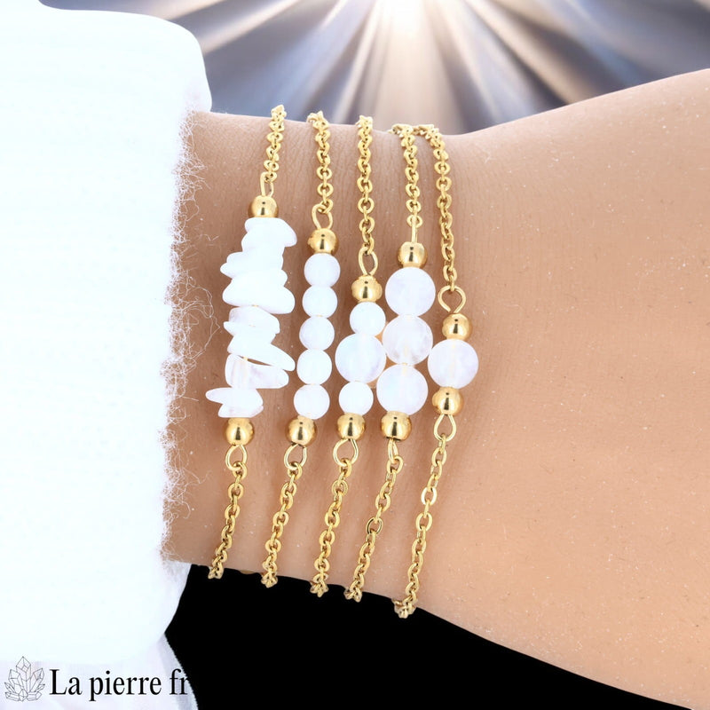 Bracelet en Pierre de Lune sur chaîne dorée