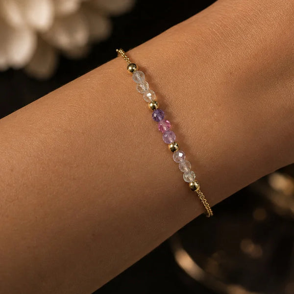 Bracelet fluorite FILÉA® porté au poignet d'une femme