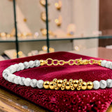 Bracelet fin en Howlite blanche FINA®, perles facettées et acier doré