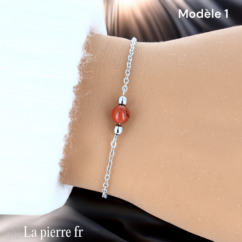 Bracelet jaspe rouge modèle une perle de 6 mm sur chaîne fine argentée
