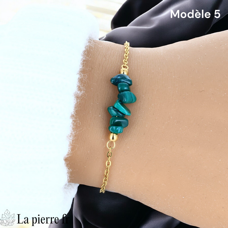 Bracelet malachite brute d'environ 2 cm sur chaîne dorée