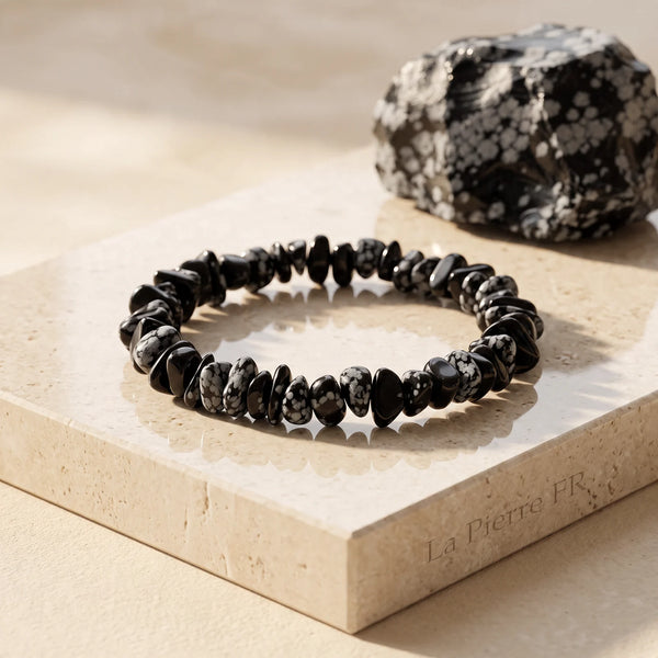 Bracelet obsidienne flocon de neige en pépites, idée cadeau en pierre noire et blanche
