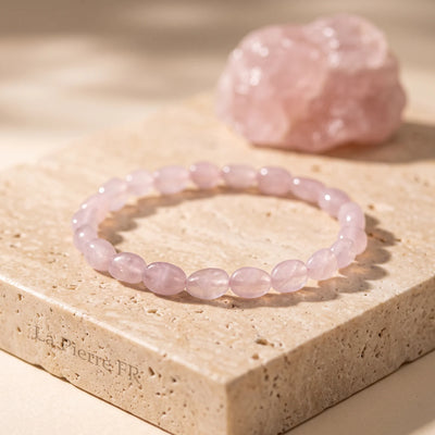 Bracelet en quartz rose, pierres roulées rose pâle sur travertin, cadeau amour en pierre naturelle