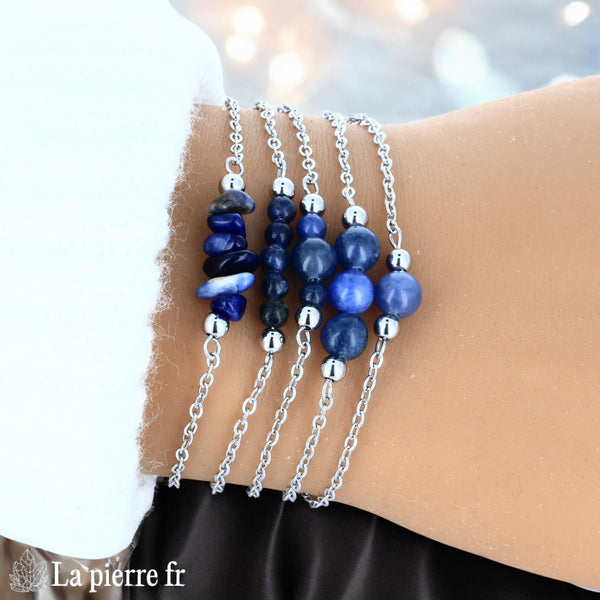 Bracelet en sodalite bleue veine de blanc sur chaîne argentée en acier inoxydable