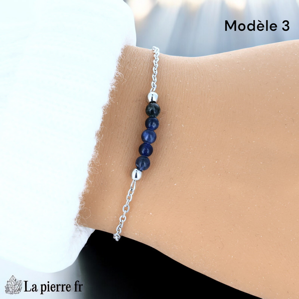 Bracelet sodalite modèle cinq perles de 4 mm sur chaîne fine argentée