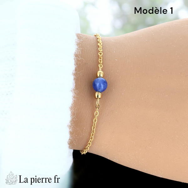 Bracelet sodalite modèle une perle de 6 mm sur chaîne fine dorée