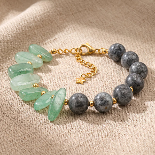 Bracelet pierre naturelle verte DUALIA® en aventurine verte et émeraude, chaîne dorée réglable