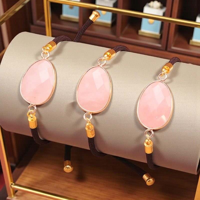 Bracelet Quartz rose ÉCLIPSE® avec pierre naturelle ovale facettée sur cordon réglable