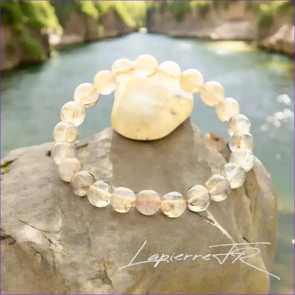 Bracelet sur mesure en perles rondes de Quartz Rutile naturel 8mm avec inclusions dorées